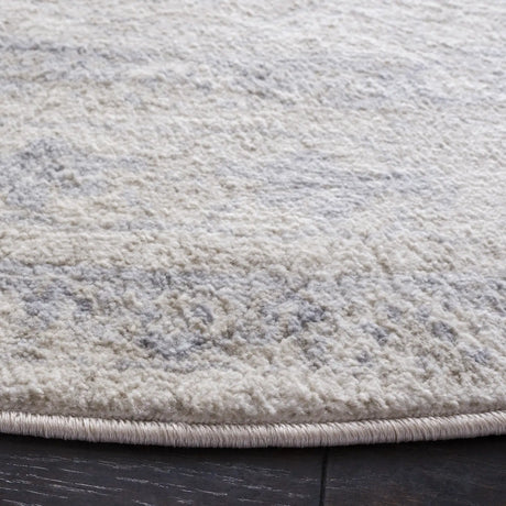 Safavieh Brentwood 6'-7" x 6'-7" Rug in Ivory / Grey