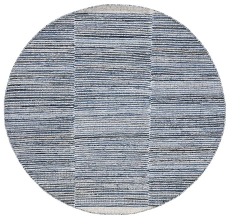 Safavieh Kilim 6'-0" x 6'-0" Rug in Blue / Ivory