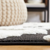 Safavieh Marrakesh 4'-0" x 6'-0" Rug in Ivory / Anthracite