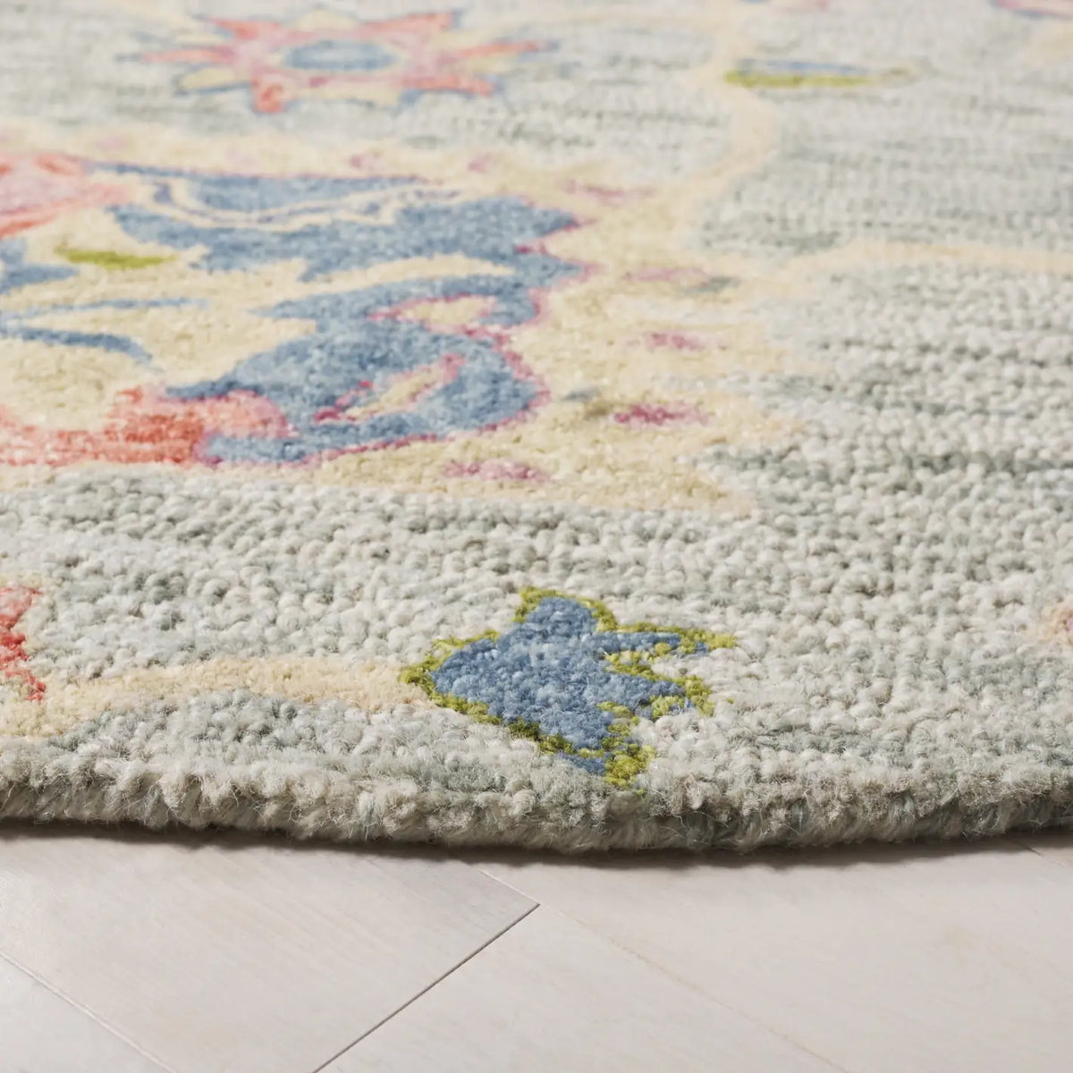 Safavieh Metro 6'-0" x 6'-0" Rug in Blue / Ivory