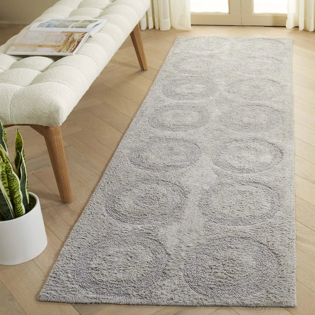 Safavieh Easy Care 2'-3" x 8'-0" Rug in Grey
