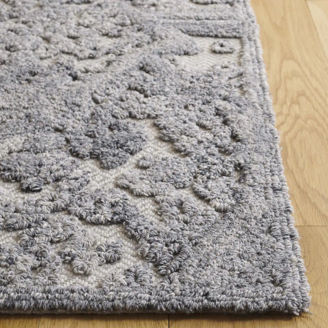 Safavieh Trace 2'-3" x 8'-0" Rug in Grey / Ivory
