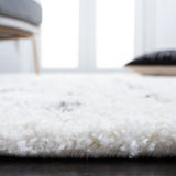 Safavieh Berber Shag 4'-5" x 6'-5" Rug in Beige / Grey