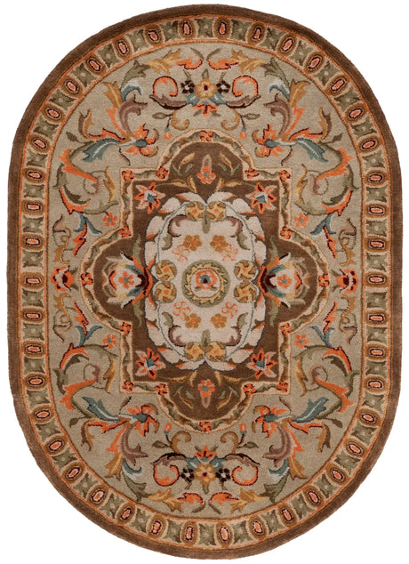 Safavieh Classic 4'-6" x 6'-6" Rug in Beige / Olive