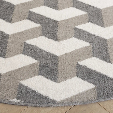 Safavieh Pyramid 6'-7" x 6'-7" Rug in Grey / Ivory