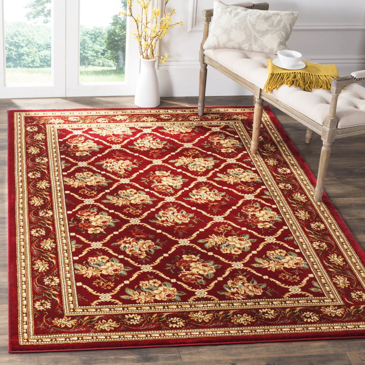 Safavieh Lyndhurst 5'-3" x 7'-6" Rug in Red / Red