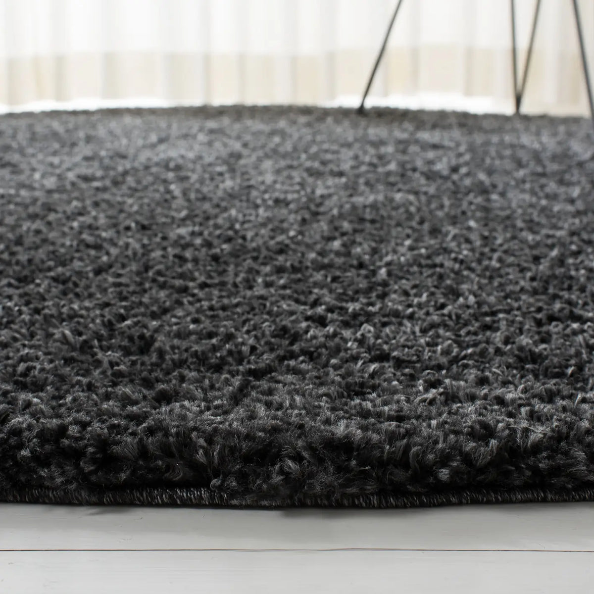 Safavieh August Shag 900 5'-3" x 5'-3" Rug in Charcoal