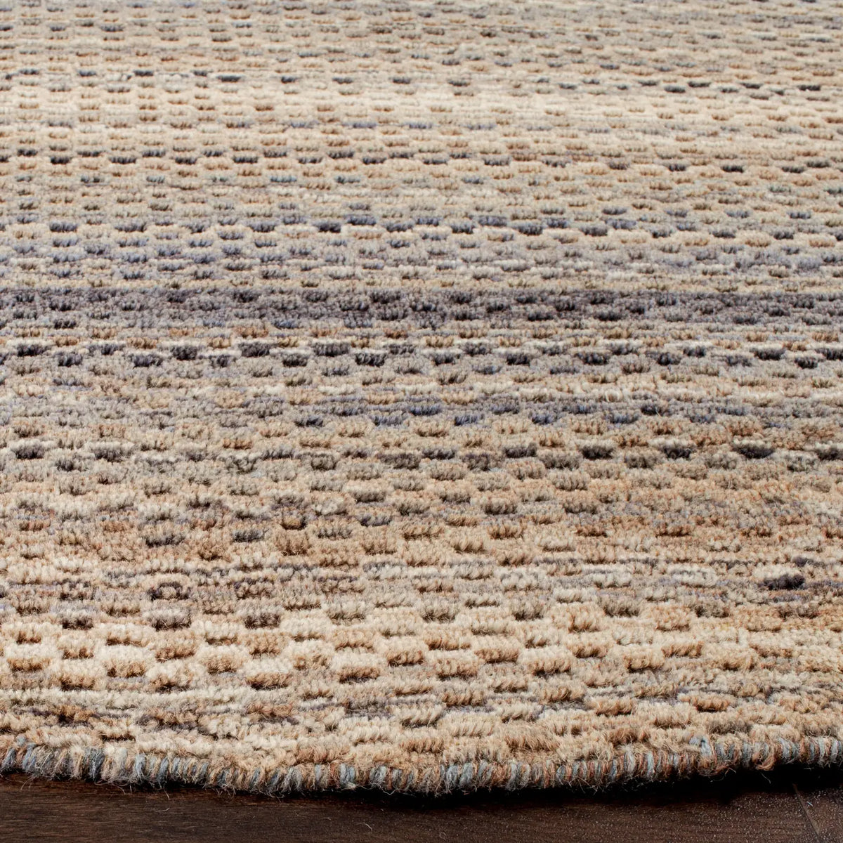 Safavieh Himalaya 6'-0" x 6'-0" Rug in Grey