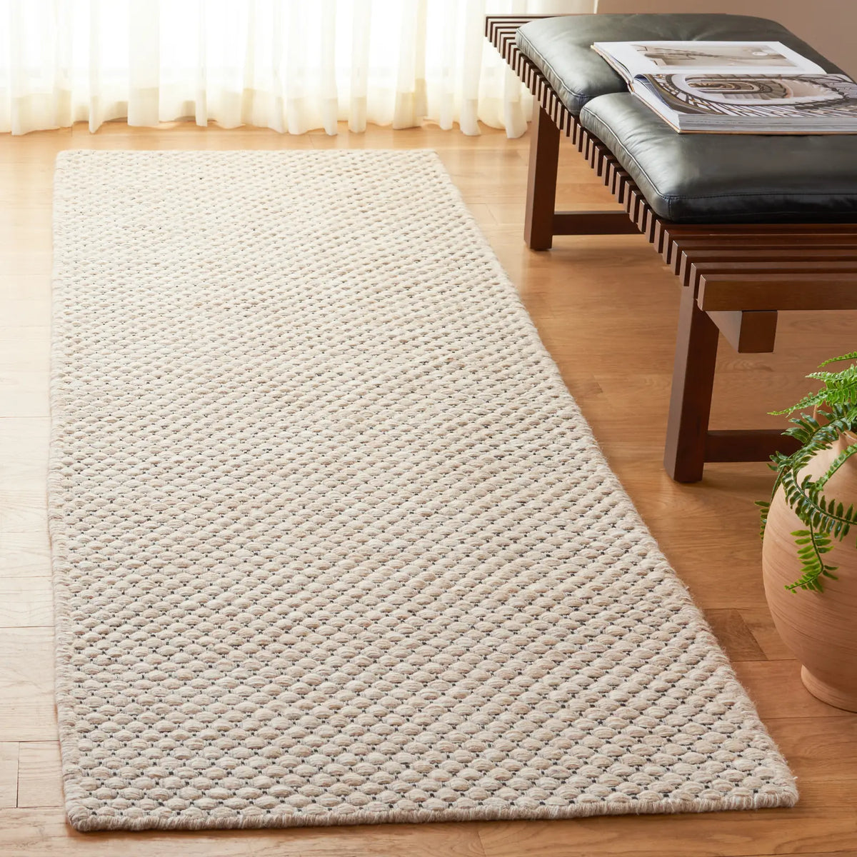 Safavieh Vermont 2'-3" x 8'-0" Rug in Beige