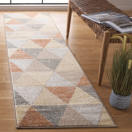 Safavieh Phoenix 500 2'-2" x 9'-0" Rug in Grey / Rust