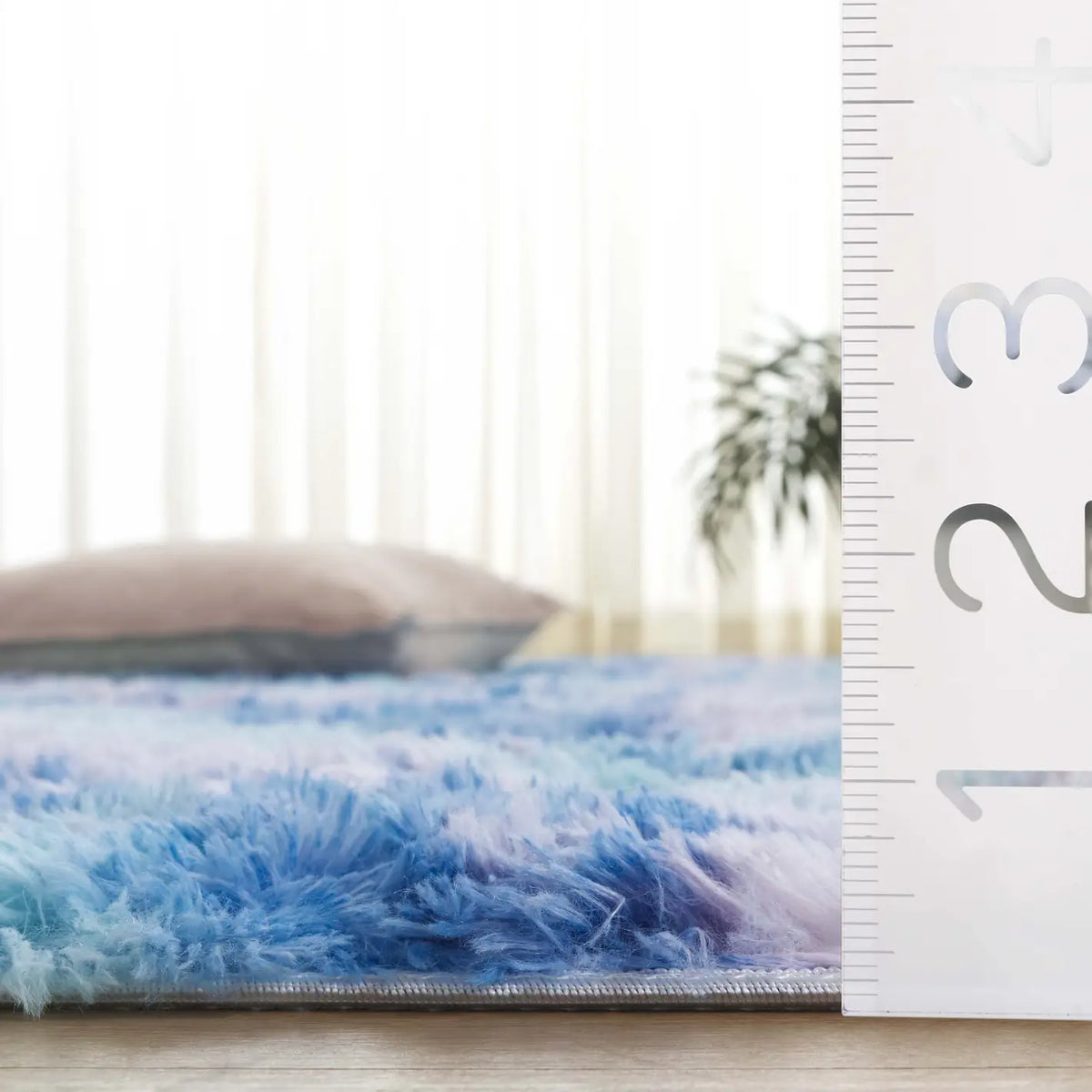 Safavieh Rainbow Shag 4'-0" x 6'-0" Rug in Rainbow / Multi