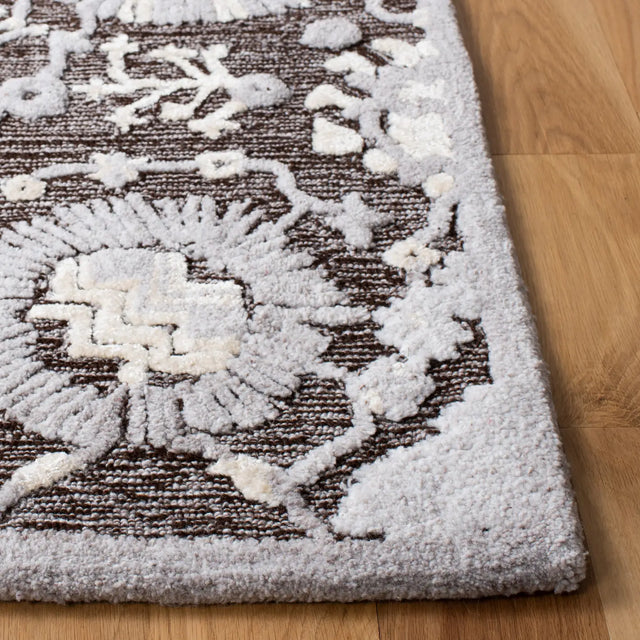 Safavieh Glamour 5'-0" x 8'-0" Rug in Dark Brown / Ivory