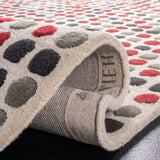 Safavieh Soho 6'-0" x 9'-0" Rug in Ivory / Multi