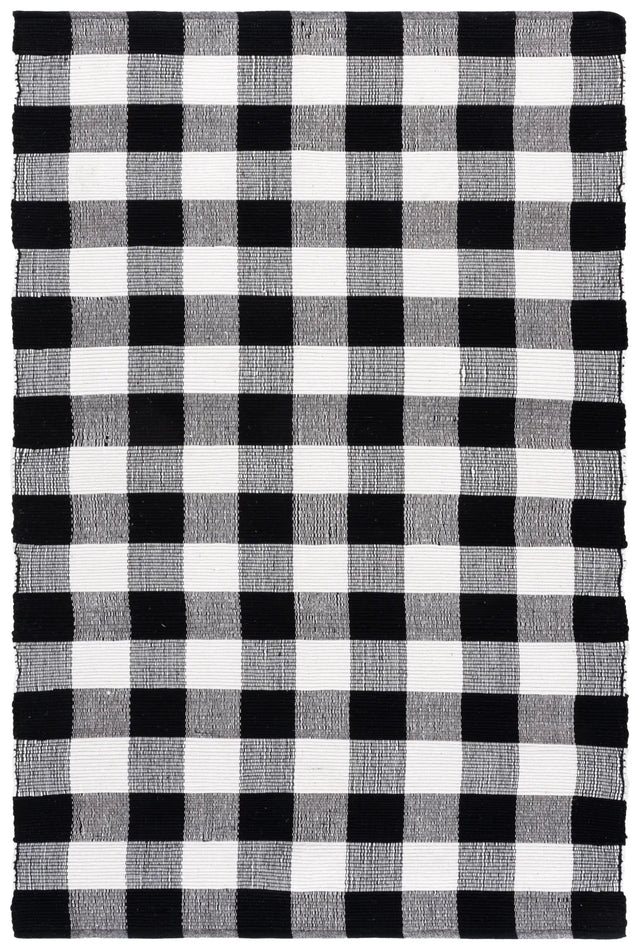 Safavieh Montauk 5'-0" x 8'-0" Rug in Black / Ivory