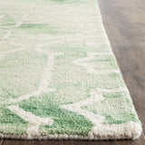 Safavieh Dip Dye 2'-3" x 10'-0" Rug in Green / Ivory