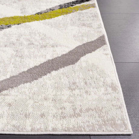 Safavieh Skyler 4'-0" x 6'-0" Rug in Ivory Grey / Green