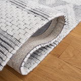 Safavieh Marbella 4'-0" x 6'-0" Rug in Ivory / Black