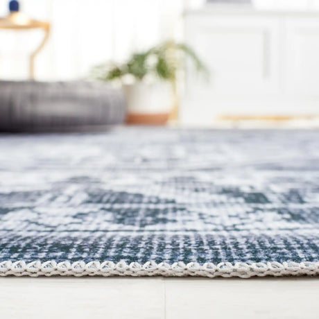 Safavieh Arizona 4'-0" x 6'-0" Rug in Grey Green / Ivory