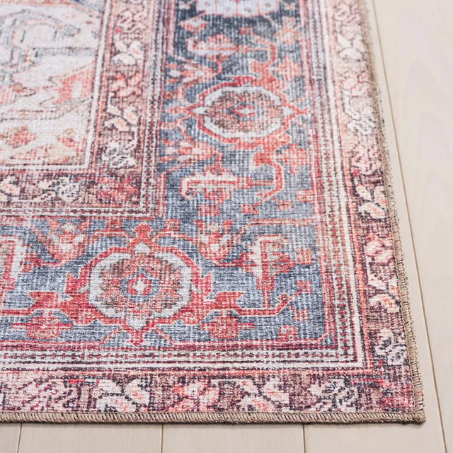 Safavieh Vintage Serapi 600 5'-1" x 7'-6" Rug in Red Orange / Grey