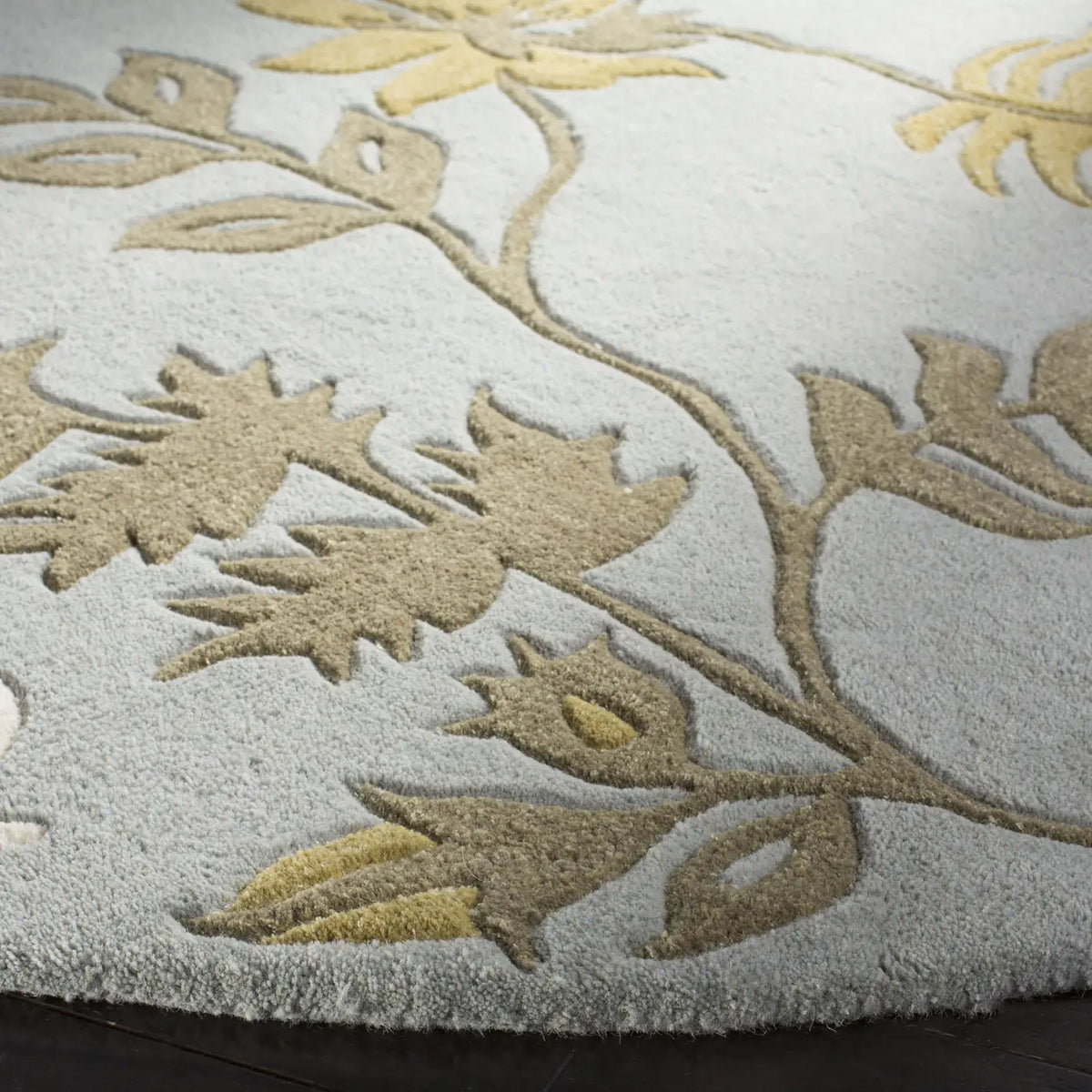 Safavieh Soho 6'-0" x 6'-0" Rug in Light Blue