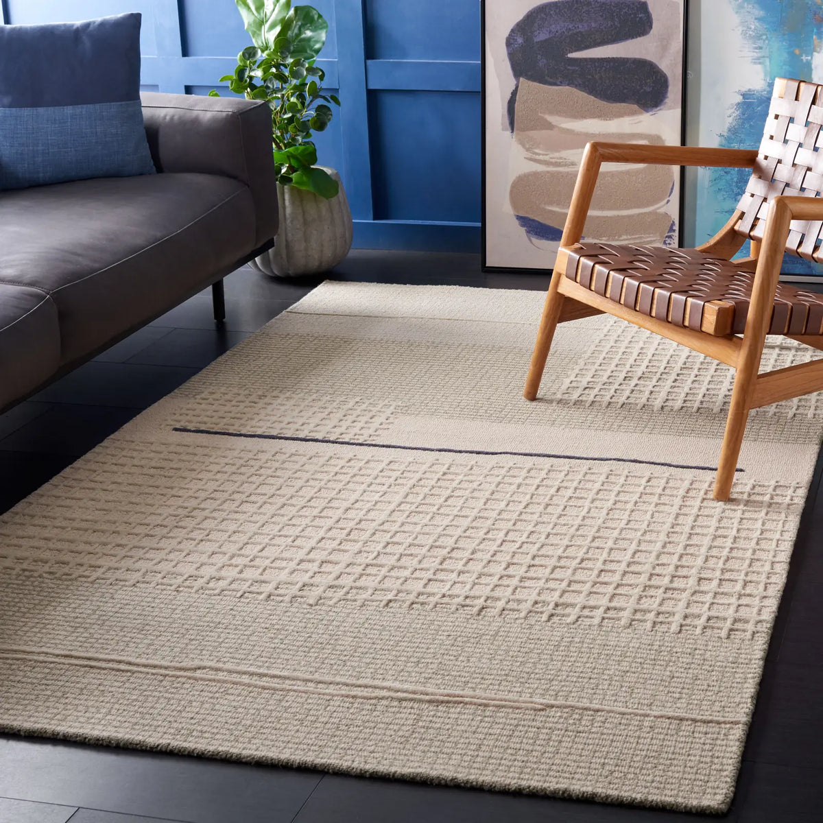 Safavieh Genre 4'-0" x 6'-0" Rug in Beige / Grey