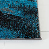 Safavieh Glacier 4'-0" x 6'-0" Rug in Blue / Grey