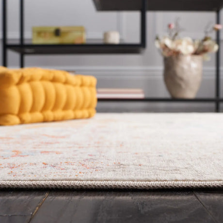 Safavieh Vintage Persian 4'-0" x 6'-0" Rug in Light Grey / Multi