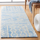 Safavieh Chatham 2'-3" x 7'-0" Rug in Blue / Ivory