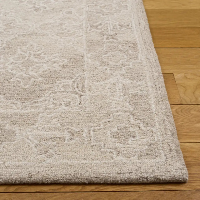 Safavieh Martha Stewart 5'-0" x 8'-0" Rug in Beige / Ivory