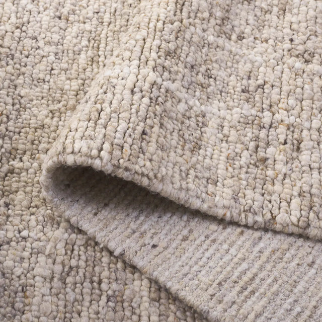 Safavieh Natura 5'-0" x 8'-0" Rug in Beige / Ivory