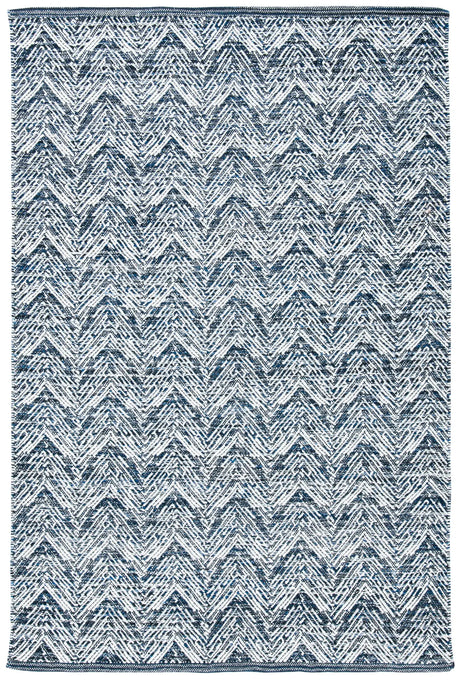 Safavieh Kilim 4'-0" x 6'-0" Rug in Navy