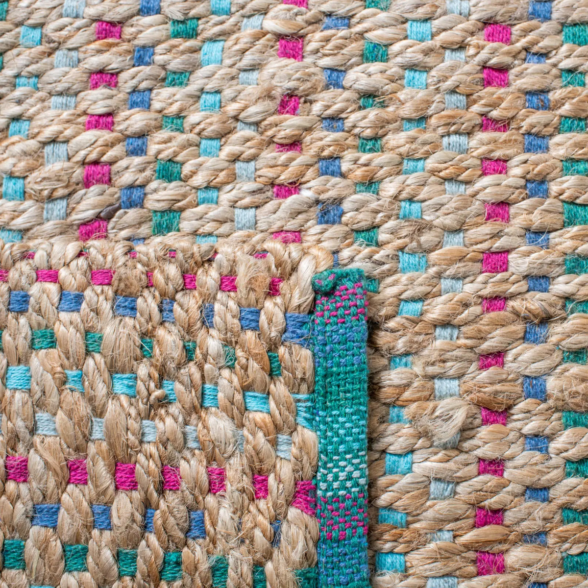 Safavieh Cape Cod 4'-0" x 6'-0" Rug in Aqua
