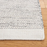 Safavieh Vermont 4'-0" x 6'-0" Rug in Ivory / Black