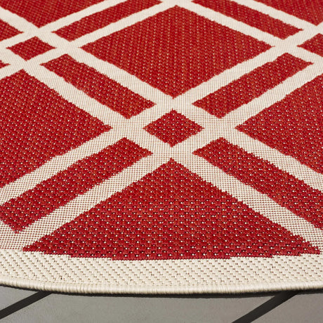 Safavieh Courtyard 7'-10" x 7'-10" Rug in Red / Bone