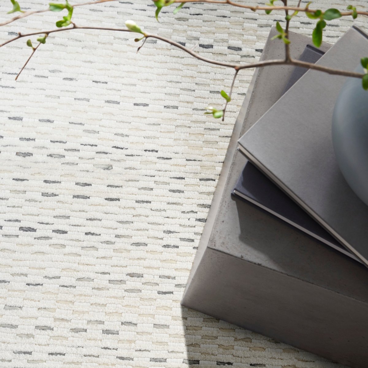 Calvin Klein Home Valley Vll01 Ivory Rug.