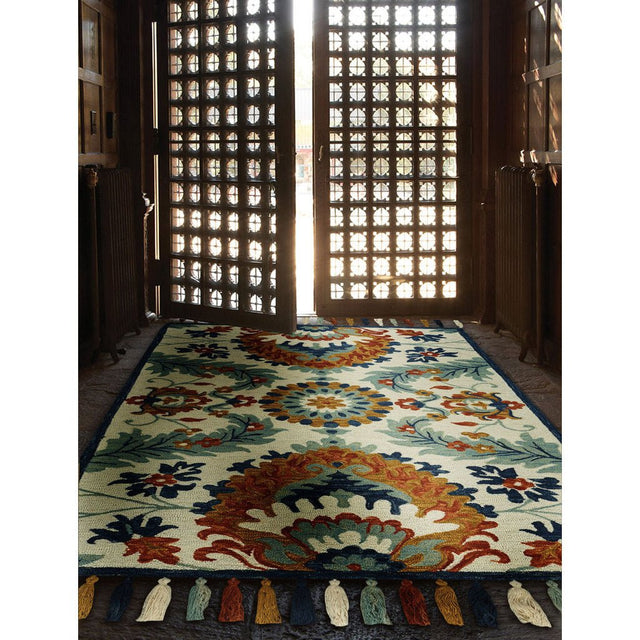 Capel Rambler-Manihari 2582 Vanilla Multi Rug.