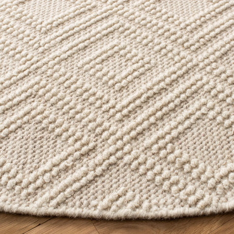 Safavieh Vermont 6'-0" x 6'-0" Rug in Ivory
