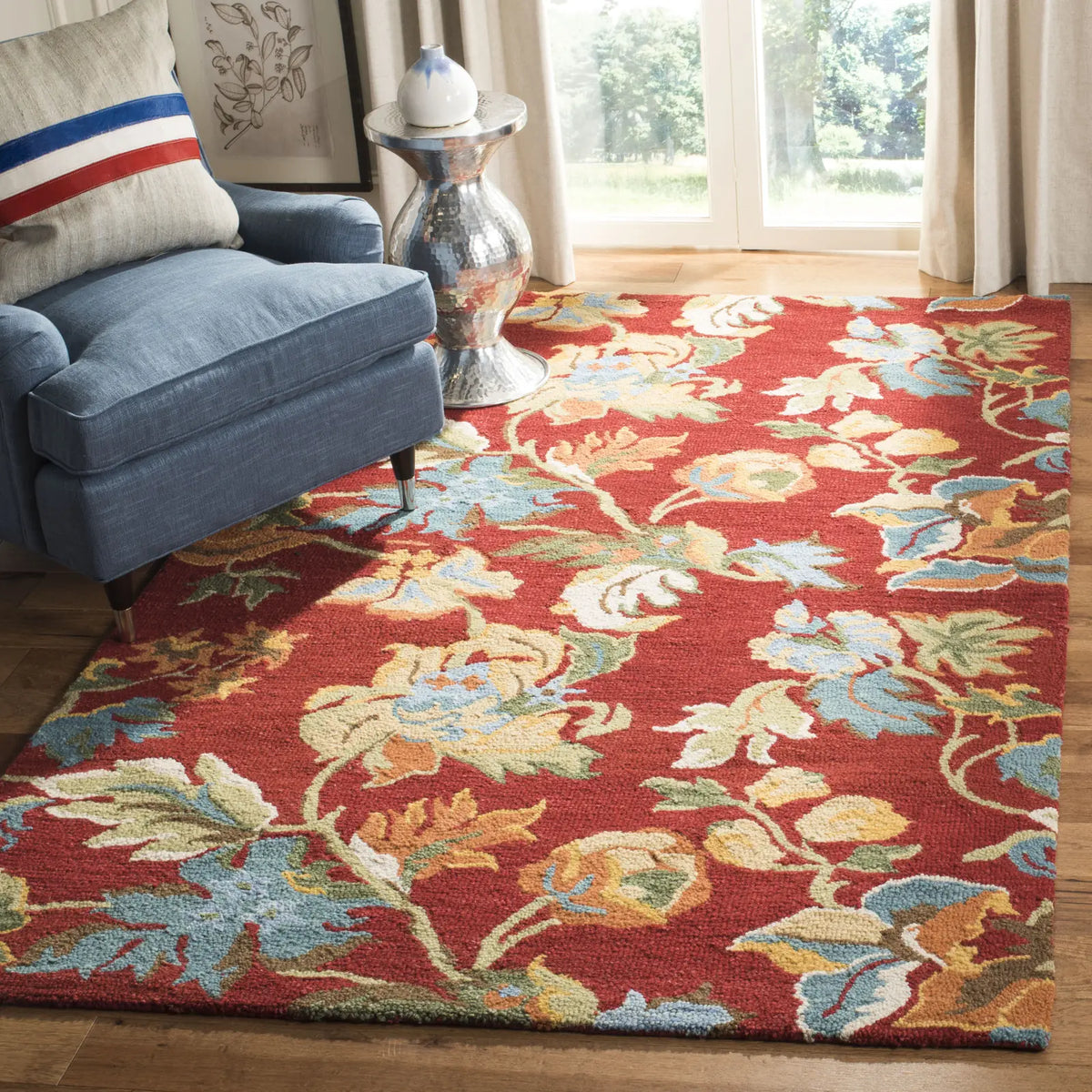Safavieh Blossom 5'-0" x 8'-0" Rug in Red / Multi