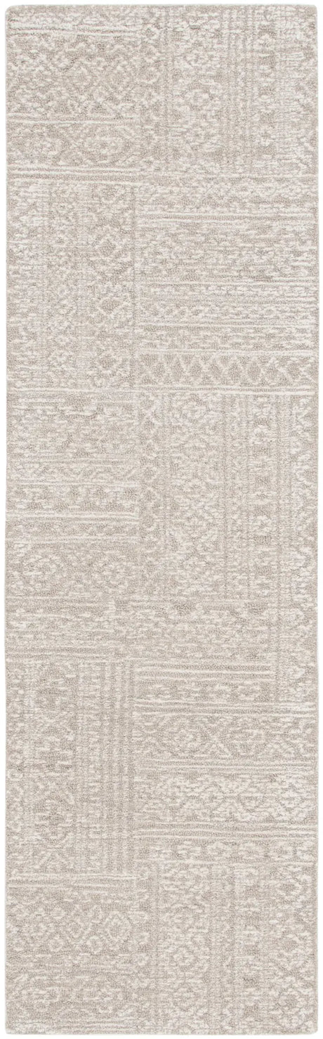 Safavieh Micro-Loop 2'-3" x 8'-0" Rug in Beige / Ivory