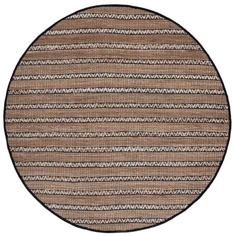 Safavieh Natural Fiber 7'-0" x 7'-0" Rug in Black / Natural