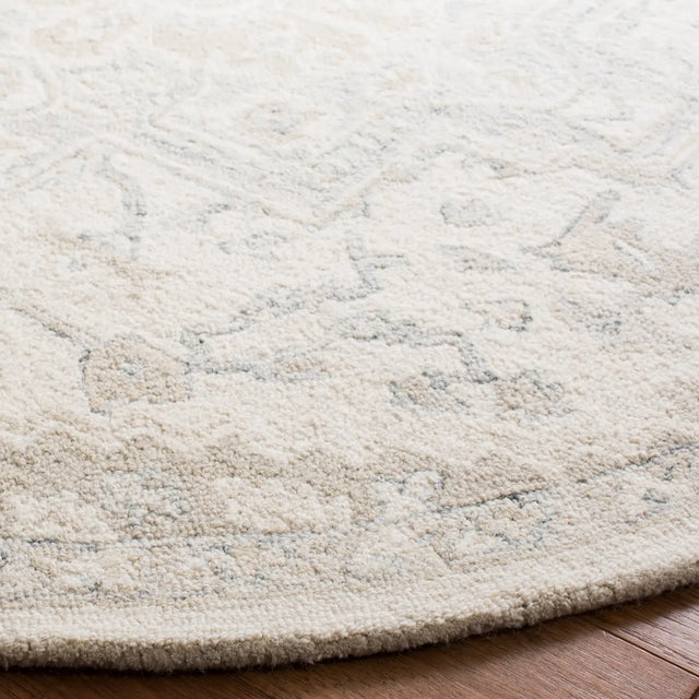Safavieh Micro-Loop 5'-0" x 5'-0" Rug in Ivory / Beige