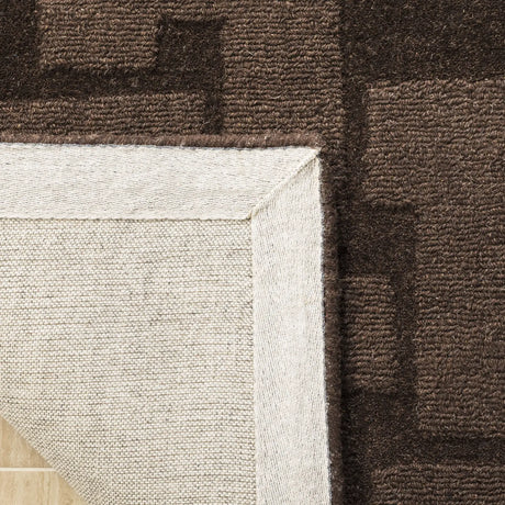 Safavieh Martha Stewart 4'-0" x 6'-0" Rug in Chocolate Truff