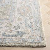 Safavieh Ebony 4'-0" x 6'-0" Rug in Light Grey / Ivory
