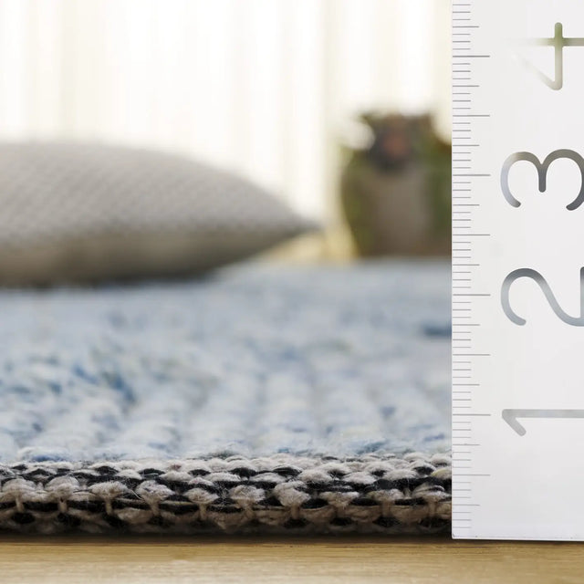 Safavieh Natura 2'-3" x 9'-0" Rug in Blue / Grey
