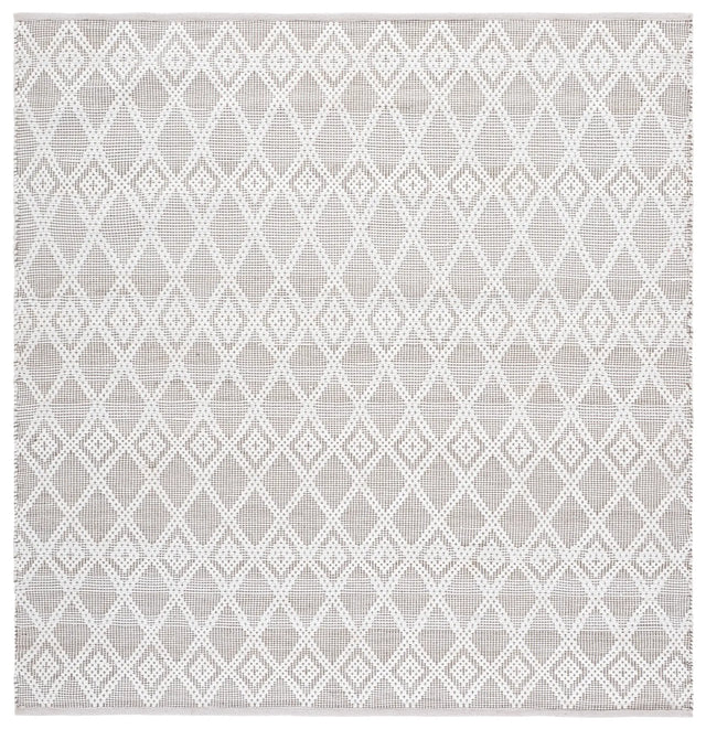 Safavieh Montauk 6'-0" x 6'-0" Rug in Ivory / Brown