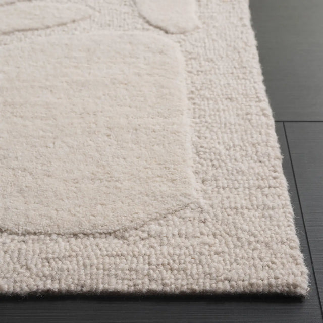 Safavieh Mykonos 4'-0" x 6'-0" Rug in Ivory