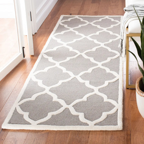 Safavieh Cambridge 2'-6" x 12'-0" Rug in Dark Grey / Ivory