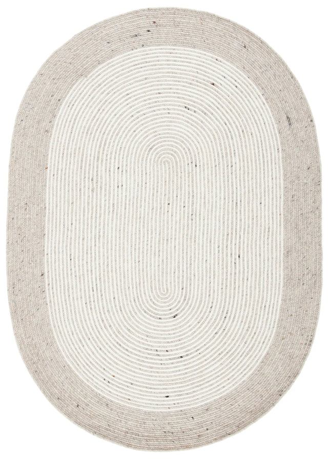 Safavieh Braided 5'-0" x 7'-0" Rug in Beige / Ivory