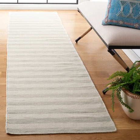Safavieh Dhurries 2'-6" x 10'-0" Rug in Light Blue / Ivory