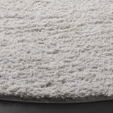 Safavieh Rumi Shag 6'-7" x 6'-7" Rug in Ivory / Light Beige